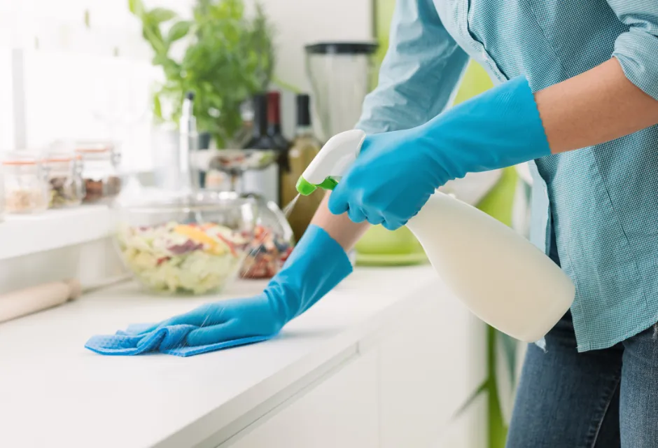 What Areas Should You Clean Before Moving In to a New House? What Areas Should You Clean Before Moving In to a New House?