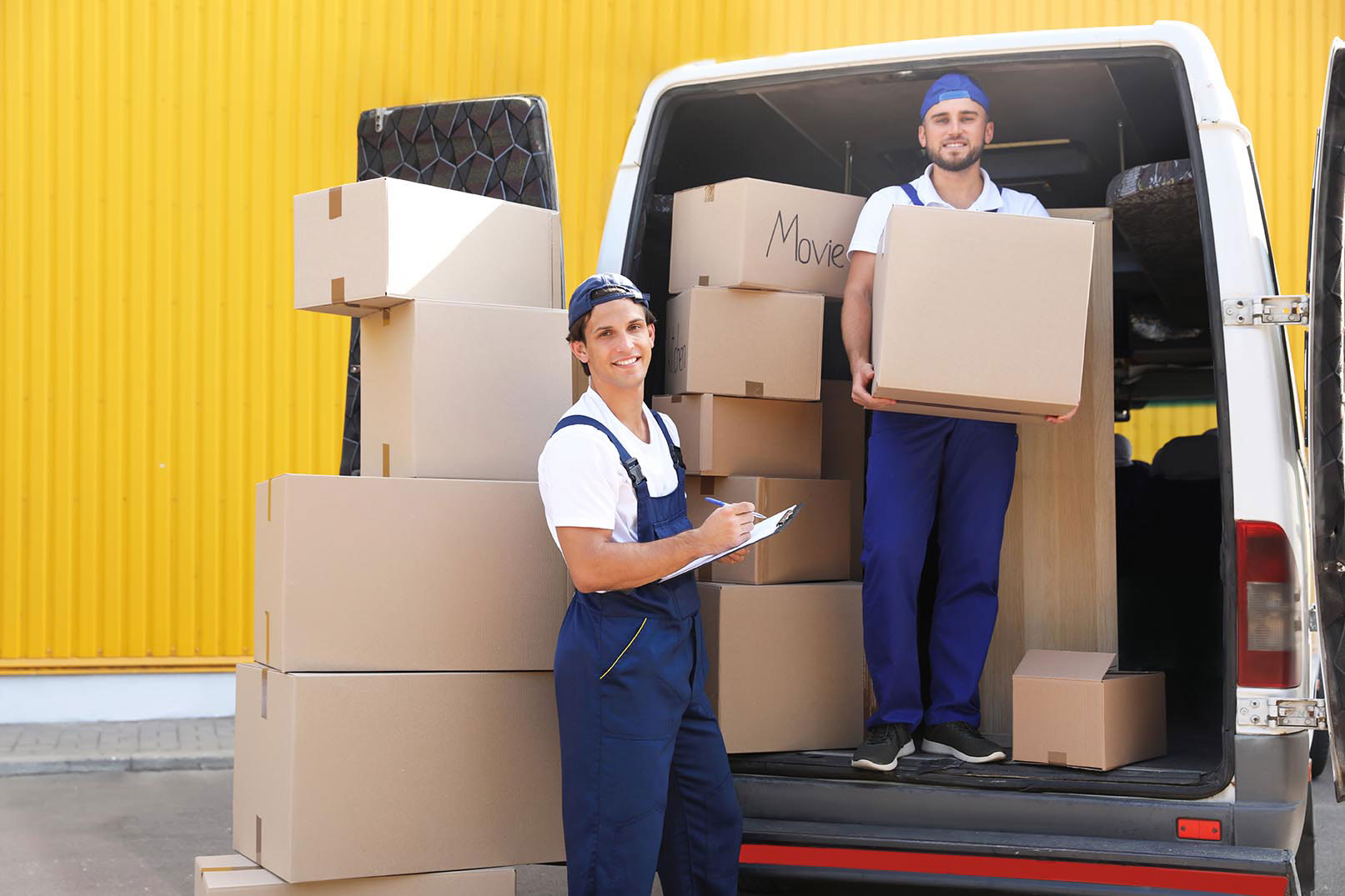 Cartons & Moving Boxes