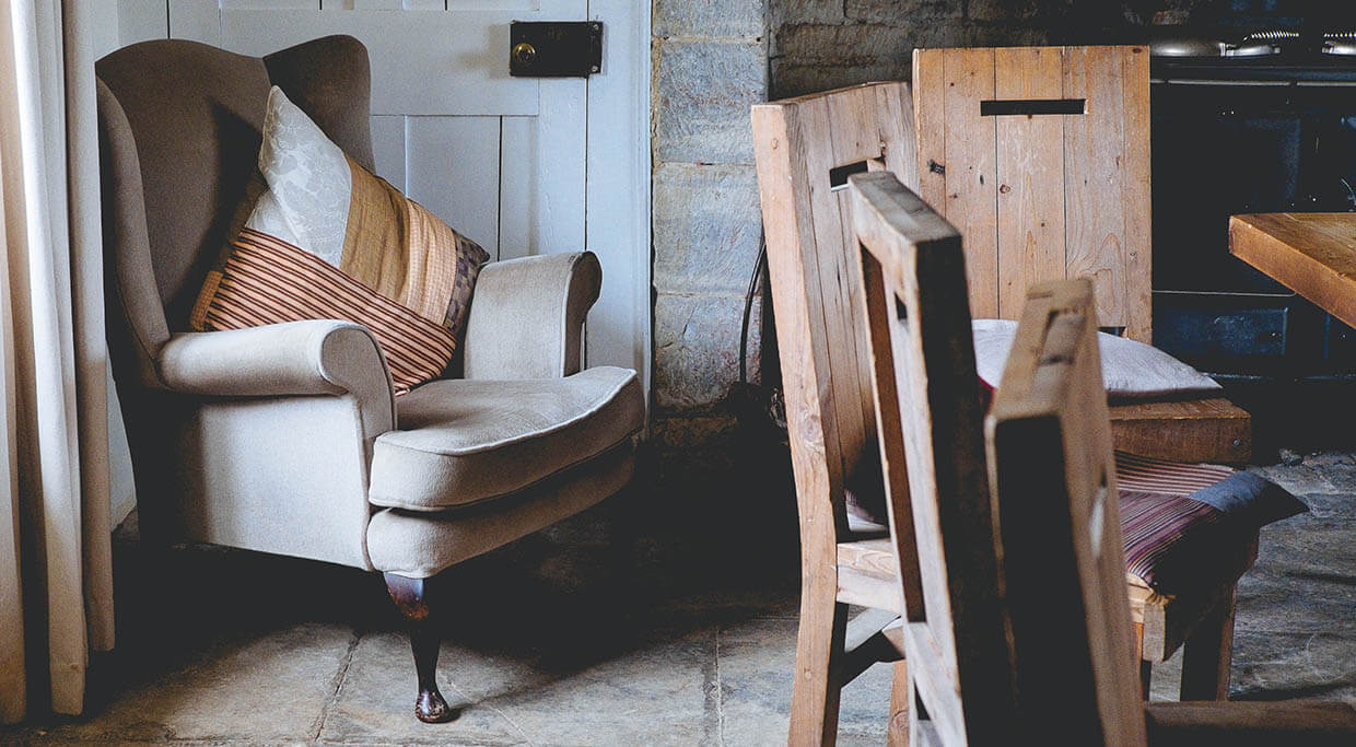 Furniture Dismantling and Assembly